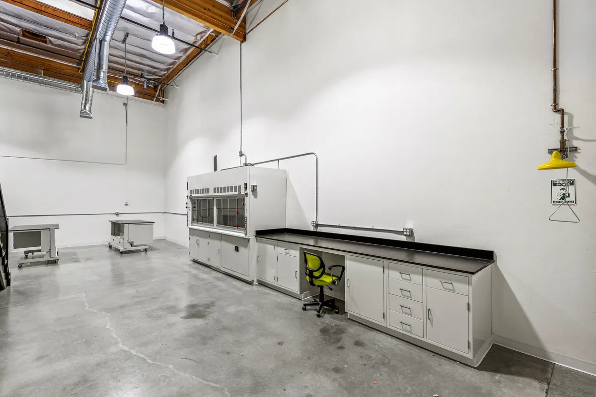 Professional Laboratory